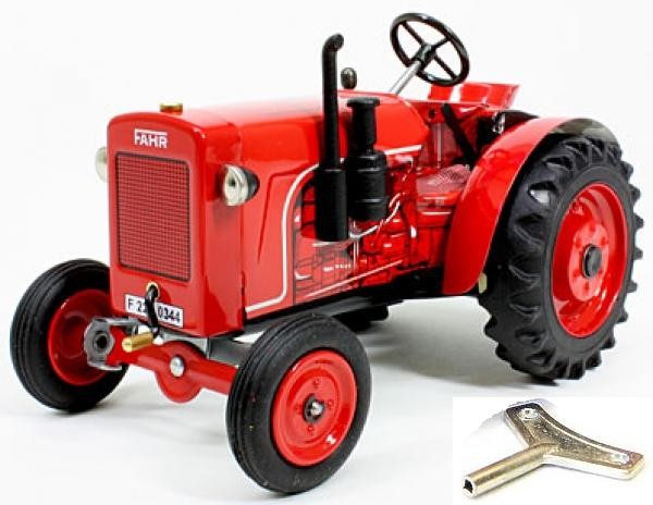 KOVAP FAHR Traktor Modell F 22 rot Blechspielzeug Blechmodell